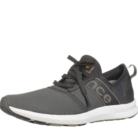 New Balance Women's FuelCore Nergize V1 Sneaker size 9.5 - Picture 3 of 12